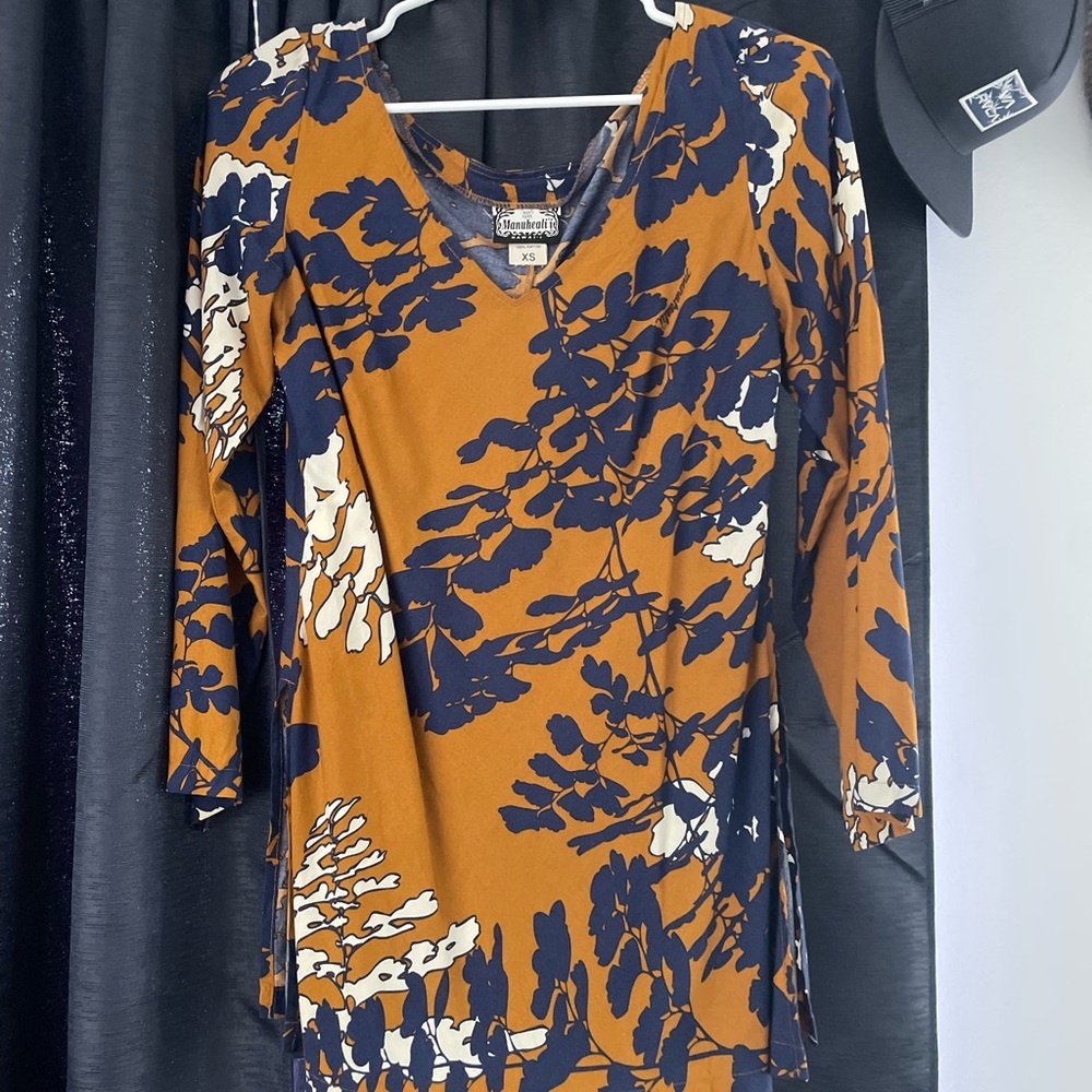 XS Manuhealii shirt